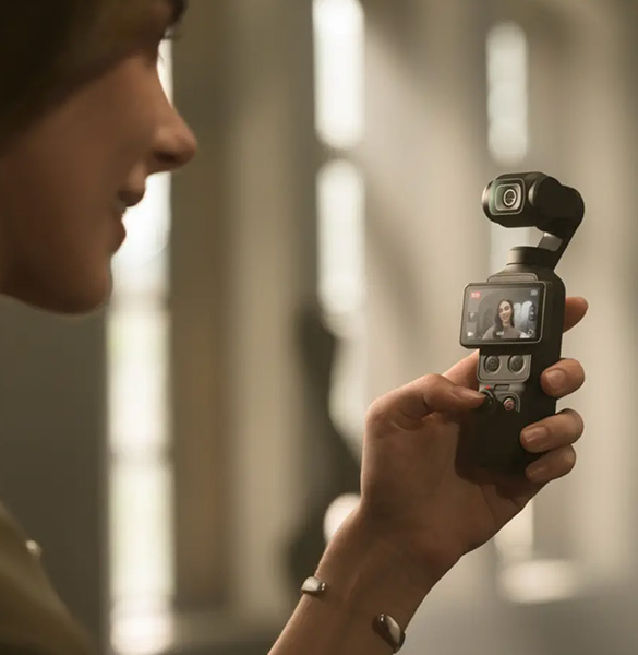 DJI Osmo Pocket 4
